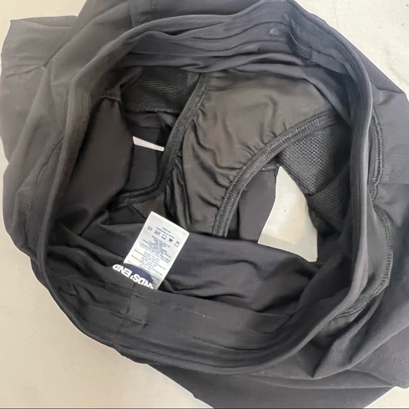 Lands End Dri Fit Black Shorts Sze. 4 - Picture 7 of 8